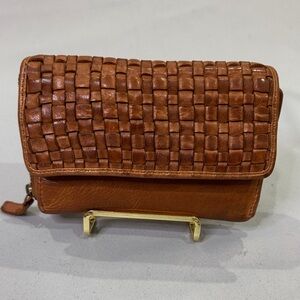 Vintage Logan Handwoven Leather Wallet | Artisan Made in India